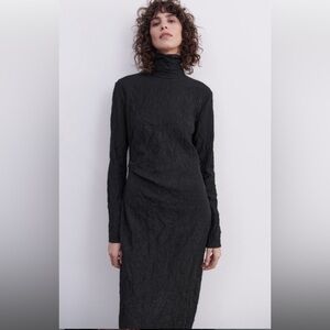 Zara NWOT limited edition black crinkle long sleeve dress high neck xs